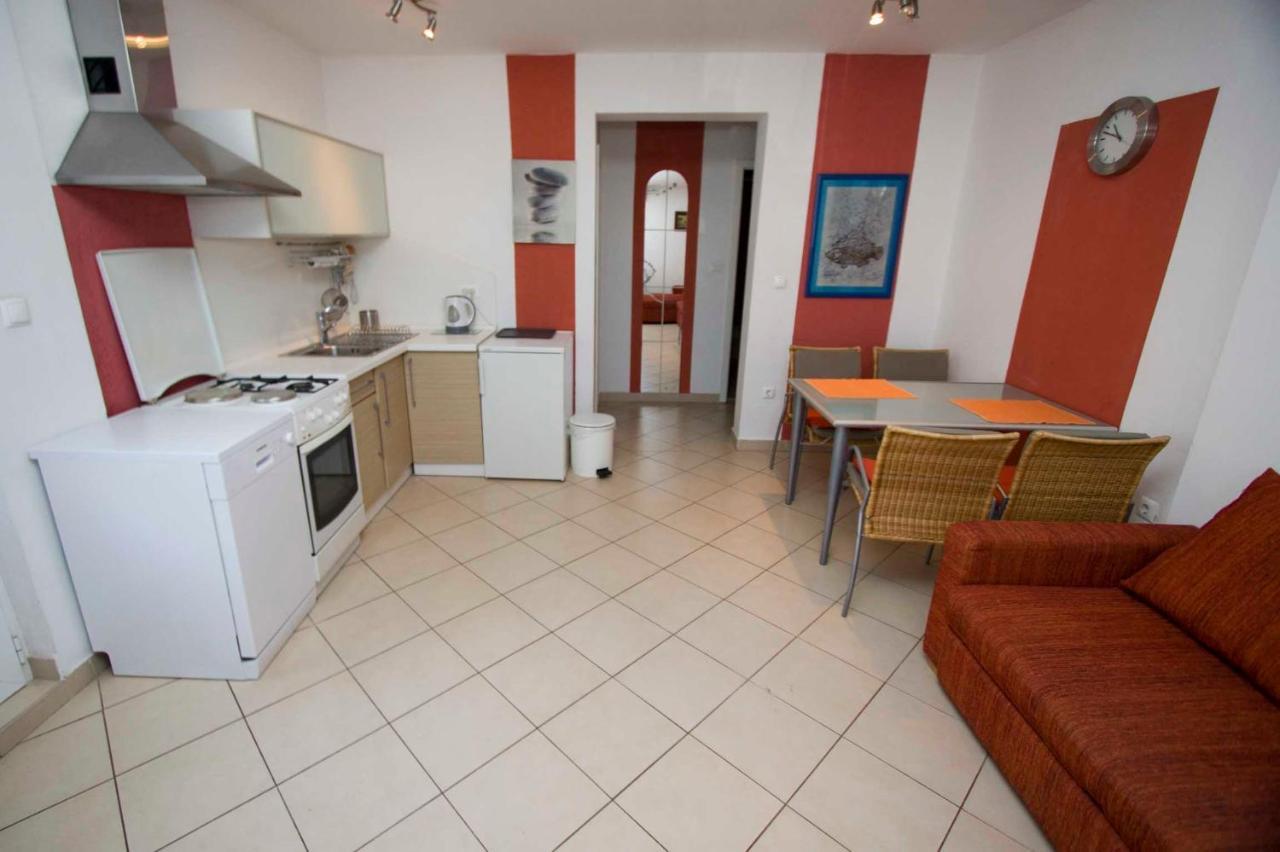 Apartman Mia I Toni ماكارسكا المظهر الخارجي الصورة